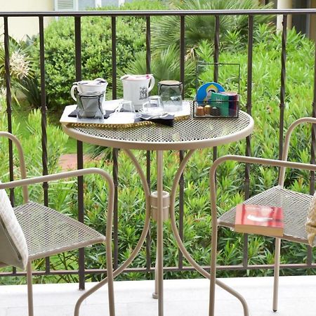 La Via Romana Boutique Guest House Bordighera Exterior photo